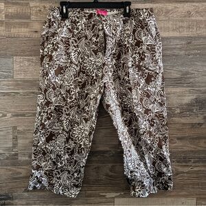 Women's Cappagallo Capri Pants Size 14 White and Brown Floral Design